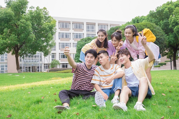 杭州留学兔子国际高中入学考试培训